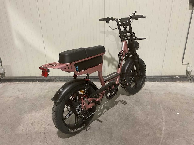 C28 roze elektrische fiets - afbeelding 49 van  69