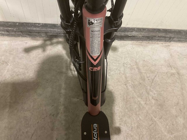 C28 roze elektrische fiets - afbeelding 55 van  69