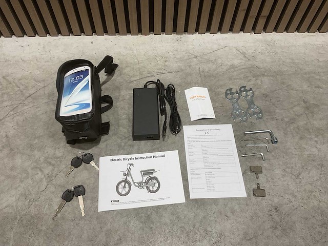 C28 roze elektrische fiets - afbeelding 14 van  53