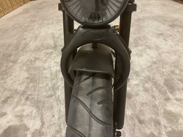 C28 roze elektrische fiets - afbeelding 14 van  69