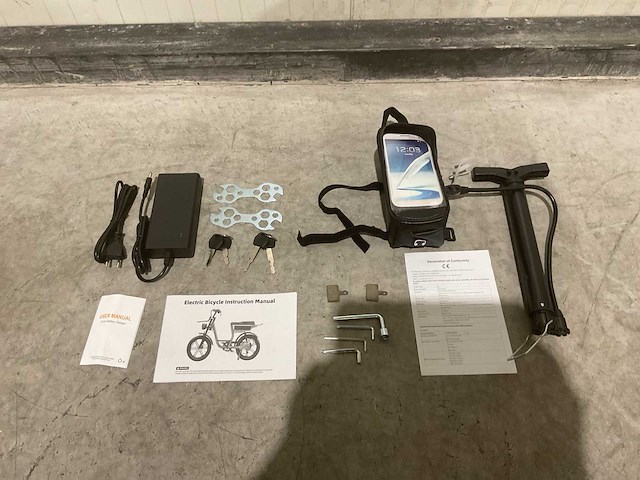 C28 roze elektrische fiets - afbeelding 65 van  69