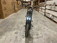 C28 roze elektrische fiets - afbeelding 1 van  2