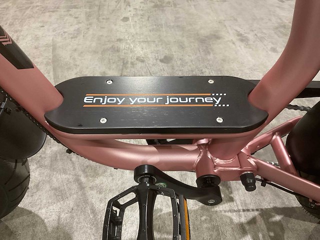 C28 roze elektrische fiets - afbeelding 5 van  13