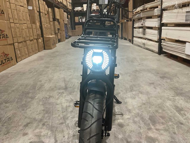 C28 roze elektrische fiets - afbeelding 6 van  13
