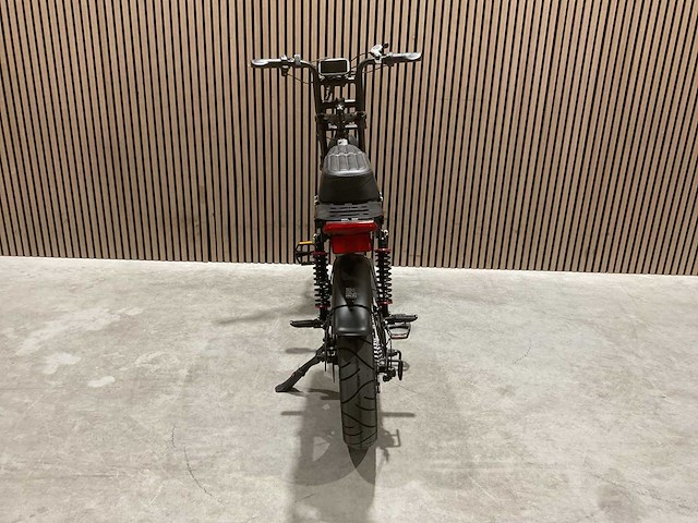 C28 zwart elektrische fiets - afbeelding 18 van  57