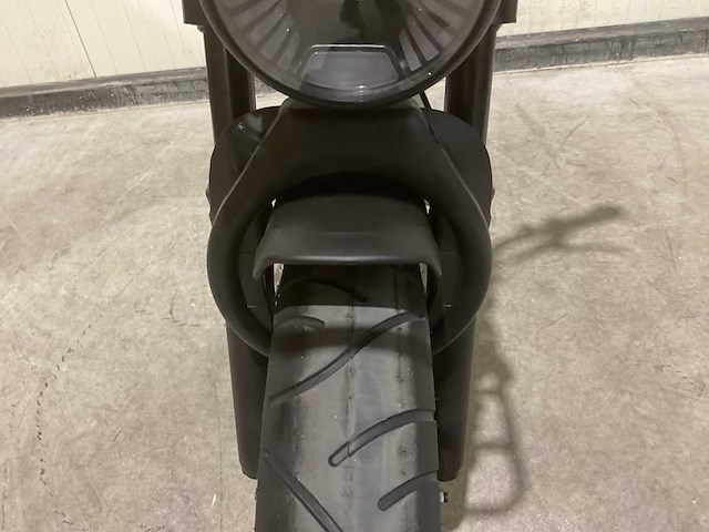 C28 zwart elektrische fiets - afbeelding 58 van  65