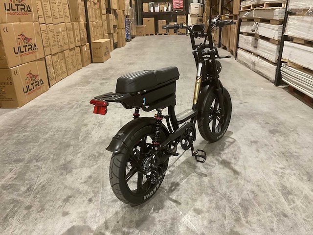 C28 zwart elektrische fiets - afbeelding 9 van  10