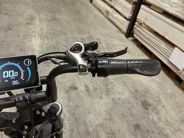 C80 mini black elektrische fiets - afbeelding 4 van  22