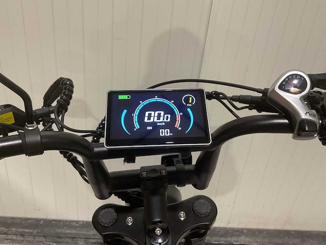 C80 mini dark blue elektrische fiets - afbeelding 45 van  61