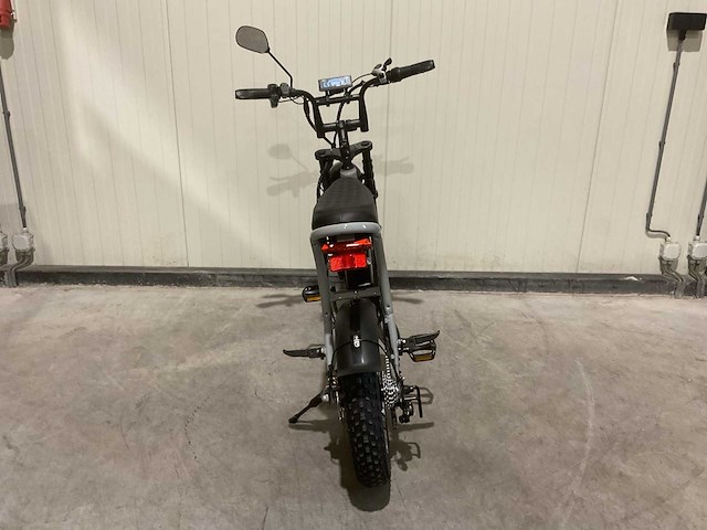 C80 mini nardo grey elektrische fiets - afbeelding 42 van  61