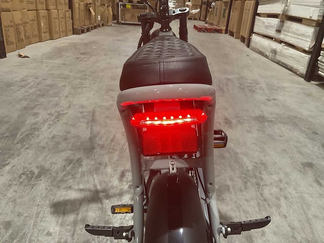 C80 mini nardo grey elektrische fiets - afbeelding 5 van  59