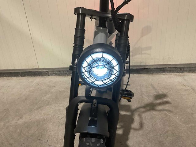 C80 mini nardo grey elektrische fiets - afbeelding 51 van  59