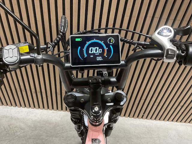 C80 mini roze elektrische fiets - afbeelding 22 van  63