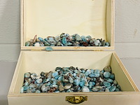 Ca. 1 kilo larimar trommelsteen - afbeelding 3 van  4