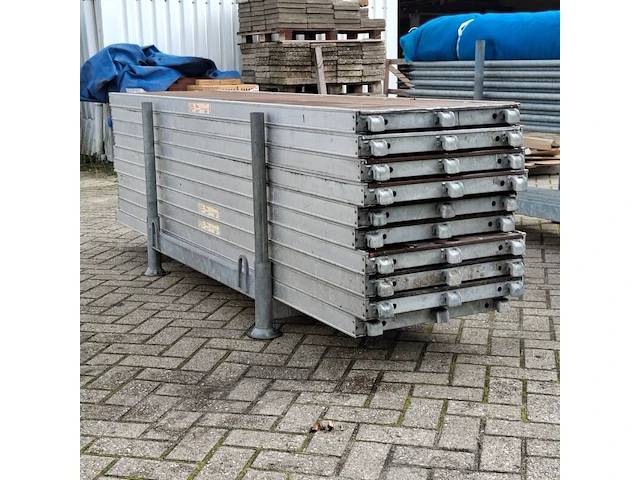 Ca. 100m2 renovatiesteiger, layher, blitz - afbeelding 20 van  54