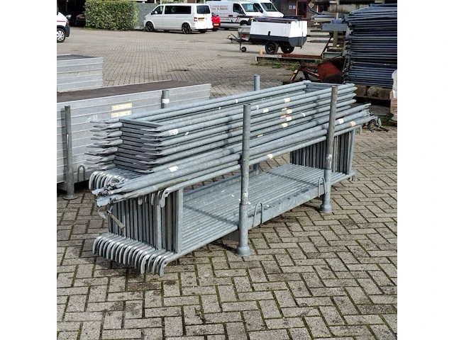 Ca. 100m2 renovatiesteiger, layher, blitz - afbeelding 26 van  54