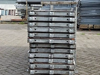 Ca. 100m2 renovatiesteiger, layher, blitz - afbeelding 46 van  54