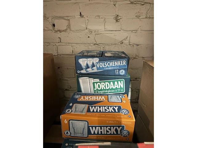 Ca. 100x bier / whisky glazen, w.o. mammoet - afbeelding 4 van  4
