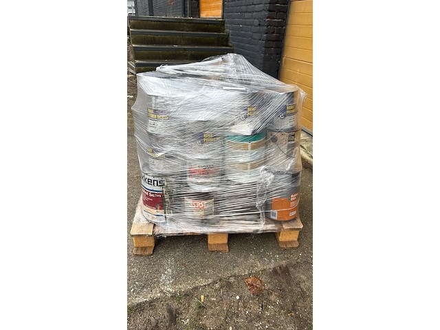 Ca. 100x diverse merken aflakken , sigma, wijzonol, trimetal, flexa, verschillende kleuren - afbeelding 1 van  4