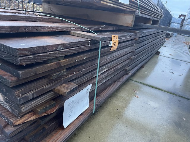 Ca. 100x douglas planken fijnbezaagd, 22x200mm, lengte 400cm - afbeelding 2 van  3