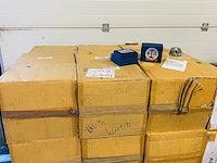 Ca. 100x glazen kubus in luxe verpakking - afbeelding 4 van  4