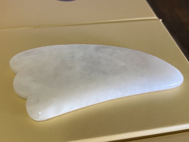 Ca. 100x guasha schraper witte jade wolk - afbeelding 3 van  3