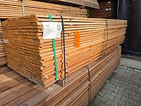 Ca. 100x guyana teak beschoeiingsplanken, 20x100mm, lengte 300cm - afbeelding 4 van  4