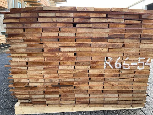 Ca. 100x guyana teak beschoeiingsplanken, 20x100mm, lengte 500cm - afbeelding 3 van  4