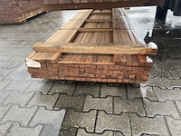Ca. 100x guyana teak latten geschaafd, 27x40mm, lengte 36/425cm, 64/455cm - afbeelding 2 van  2