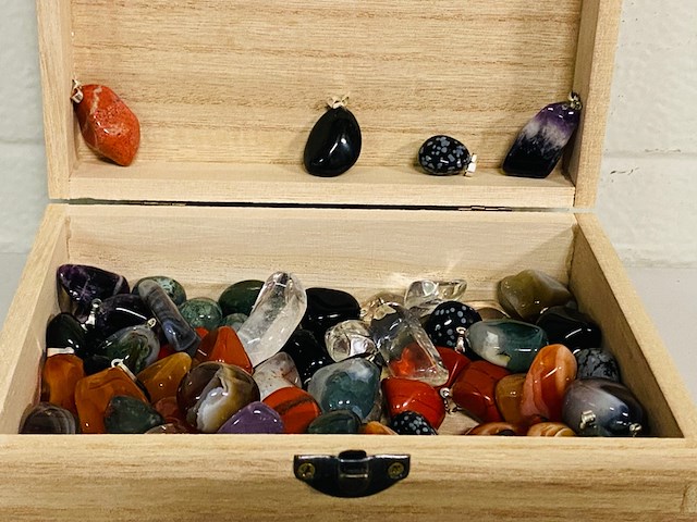 Ca. 100x hangertjes gemengd - afbeelding 4 van  5
