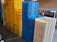 Ca. 100x kunststof krat - afbeelding 1 van  4