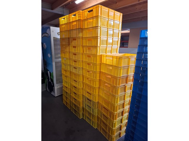 Ca. 100x kunststof krat - afbeelding 4 van  4