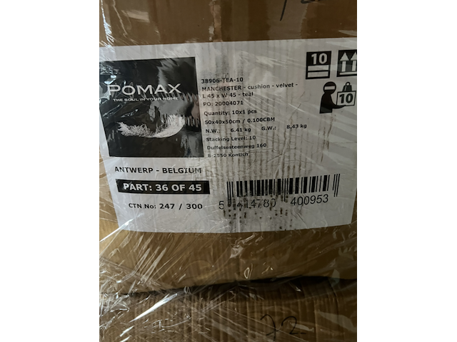 Ca. 100x kussens en ladekast, pomax - afbeelding 5 van  9