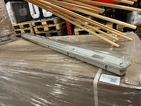 Ca. 100x magazijnverlichting led ip65 t5 fixture 1x35w, teco professional - afbeelding 2 van  4