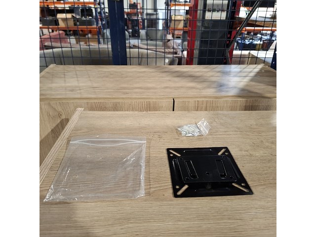 Ca. 100x muurbeugel monitor tot 32", zwart - afbeelding 1 van  4