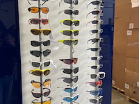 Ca. 100x partij sport-/racefietsbrillen incl. display - afbeelding 1 van  20