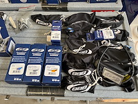 Ca. 100x partij sport-/racefietsbrillen incl. display - afbeelding 12 van  20