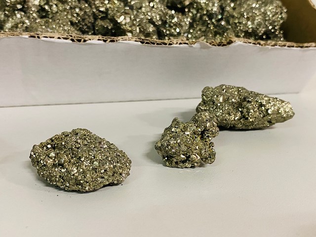 Ca. 100x pyriet clusters - afbeelding 2 van  7