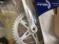 Ca. 100x (race)fiets artikelen w.o. kettingbladen, w.o. shimano, miche - afbeelding 2 van  11