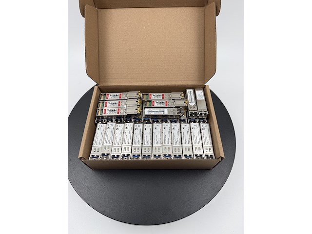 Ca. 100x sfp-modules 1g (optisch + koper), extreme networks/hp, 1000base-lx/sx/t + 10gbase-t, zilver, 2010-2016 - afbeelding 2 van  4