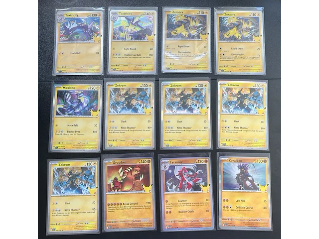 Ca. 100x speciale pokémon holo 30th celebration kaarten - afbeelding 6 van  11
