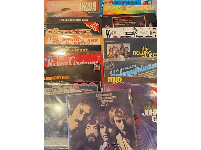 Ca. 100x vinyl langspeelplaten , o.a. ccr, golden earing en neil diamond - afbeelding 1 van  5