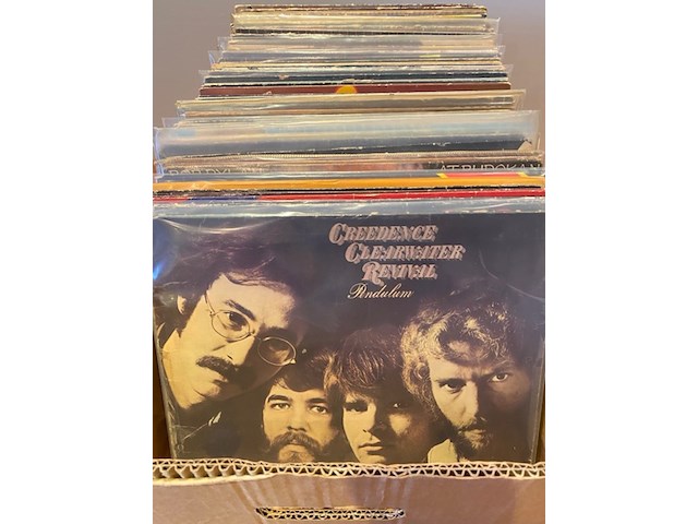 Ca. 100x vinyl langspeelplaten , o.a. ccr, golden earing en neil diamond - afbeelding 5 van  5