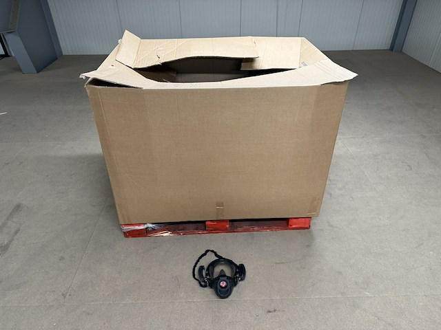 Ca. 100x volgelaatsmasker, dräger, fps 7000 - afbeelding 1 van  9