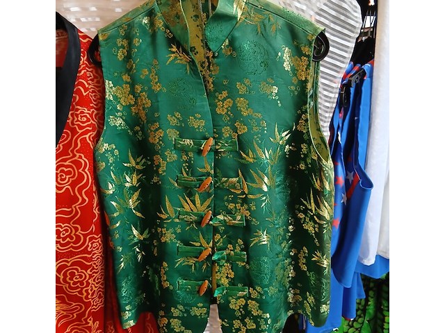 Ca. 101x chinees oosterse outfits - afbeelding 6 van  12