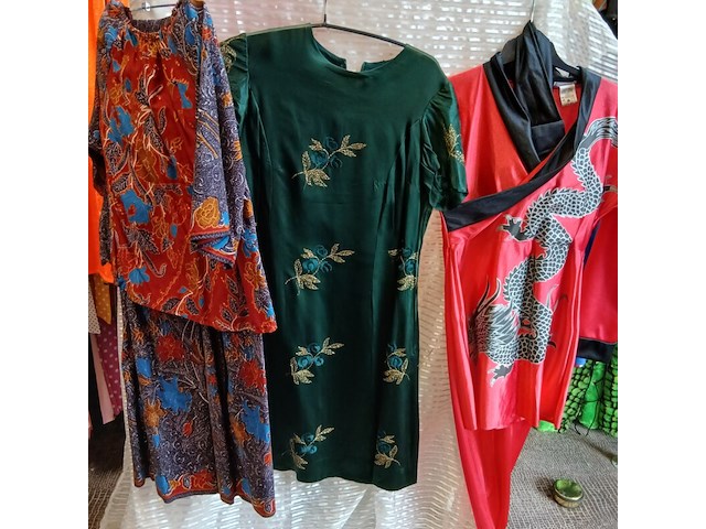 Ca. 101x chinees oosterse outfits - afbeelding 9 van  12