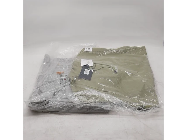 Ca. 101x diverse truien, tommy hilfiger - afbeelding 3 van  31