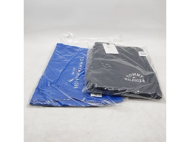 Ca. 101x diverse truien, tommy hilfiger - afbeelding 9 van  31