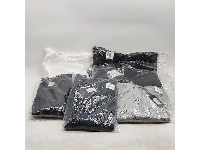 Ca. 101x diverse truien, tommy hilfiger - afbeelding 1 van  31