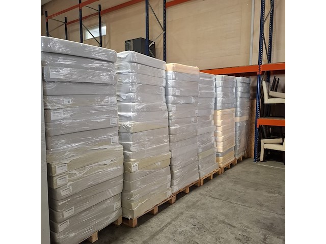 Ca. 102x overige matraskern, deltex - afbeelding 1 van  5